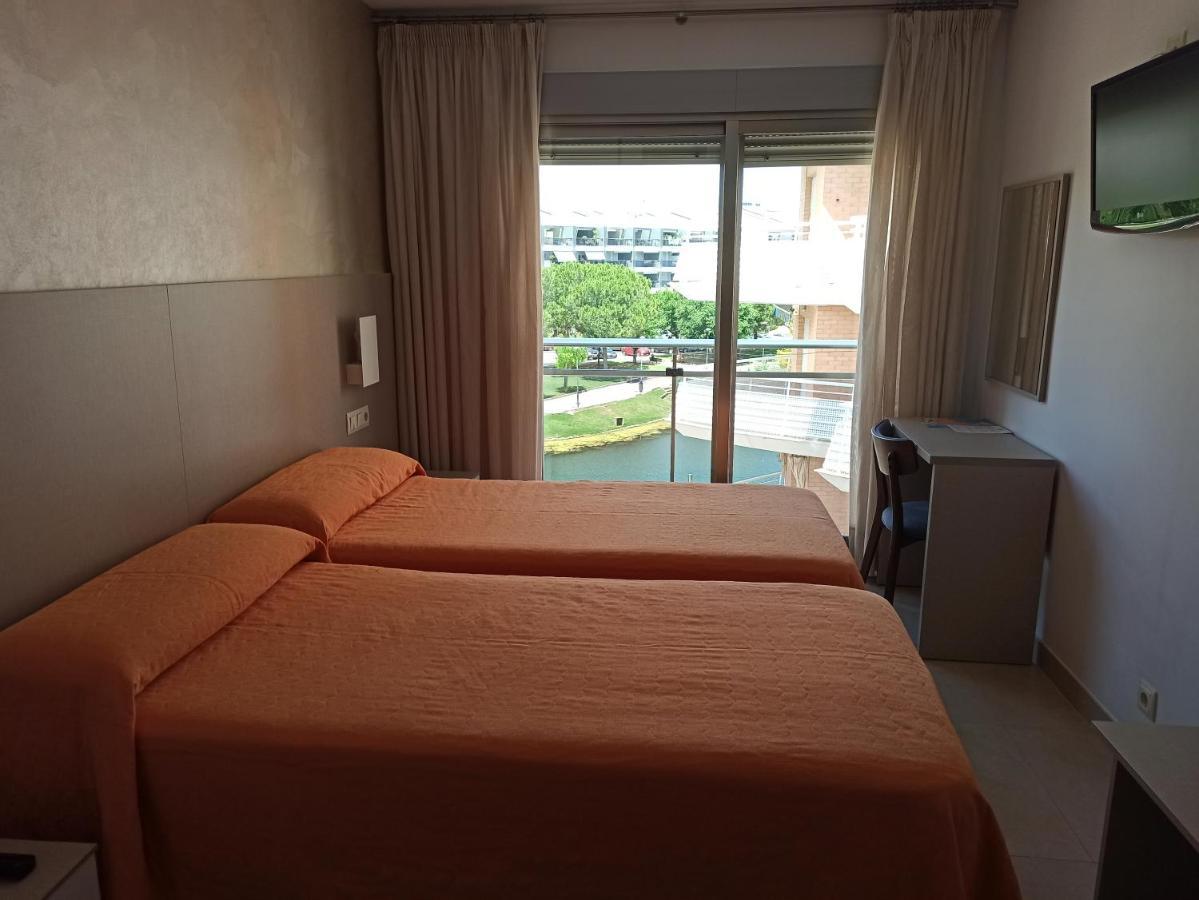 Hotel Marina Peñíscola Kültér fotó